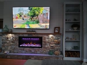 Natural Ledge Slate Stone cladding around fireplace